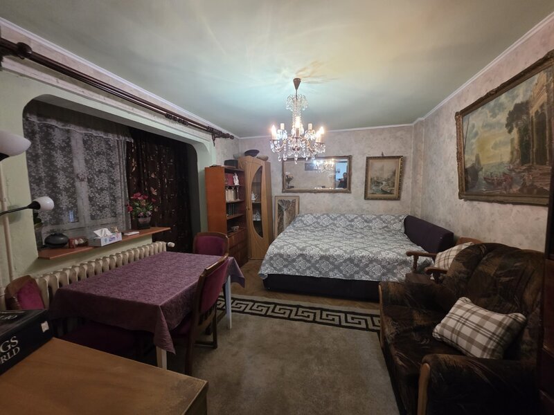 Titan, pe Liviu Rebreanu, 5 minute metrou si parc IOR, bloc 4 etaje